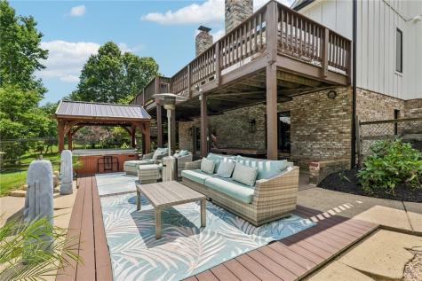 1711 Sturbridge Drive Franklin Park PA 15143