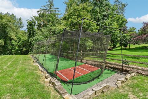 1711 Sturbridge Drive Franklin Park PA 15143