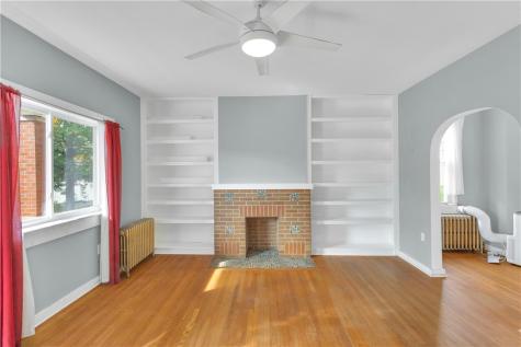 912 Mina Street Spring Hill PA 15212