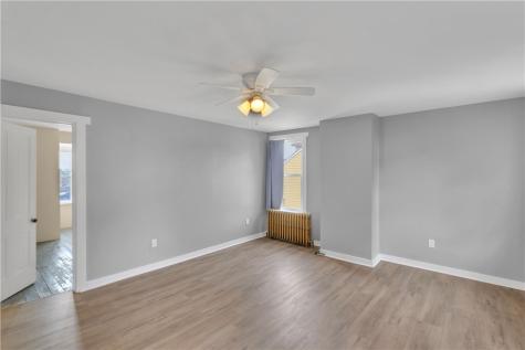 912 Mina Street Spring Hill PA 15212