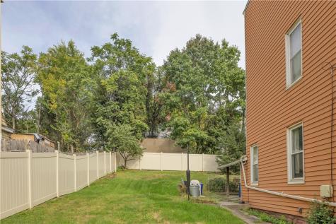 912 Mina Street Spring Hill PA 15212