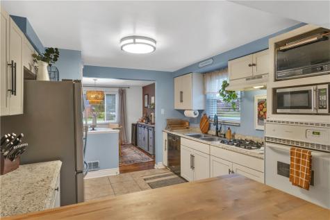 207 Clifford Avenue O'hara PA 15238