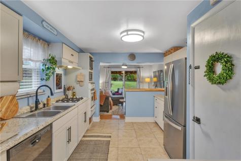 207 Clifford Avenue O'hara PA 15238