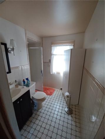 408 1st Avenue Ellwood City PA 16117