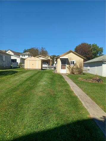 408 1st Avenue Ellwood City PA 16117