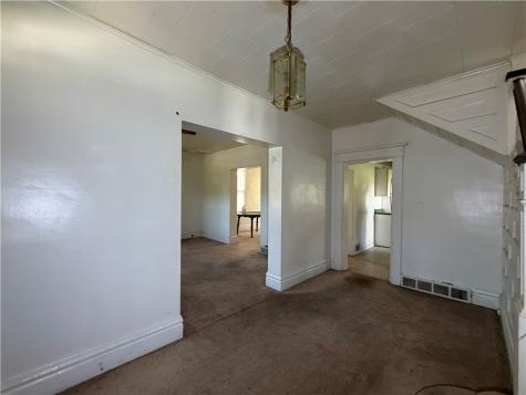 111 1st Street Bentleyville PA 15314