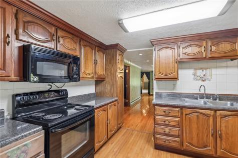 120 Lakeview Road Franklin Township PA 16123