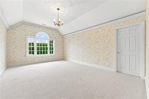 103 Destinaire Wilmington Township PA 16142
