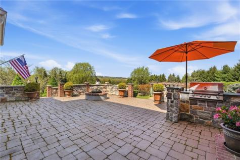 103 Destinaire Wilmington Township PA 16142