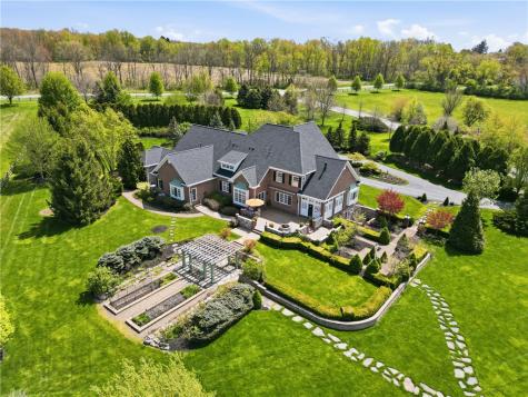 103 Destinaire Wilmington Township PA 16142