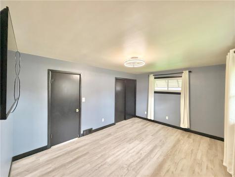 25 W Elizabeth Street Neshannock Township PA 16105