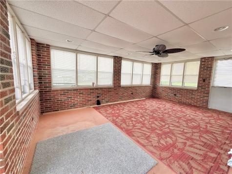 25 W Elizabeth Street Neshannock Township PA 16105