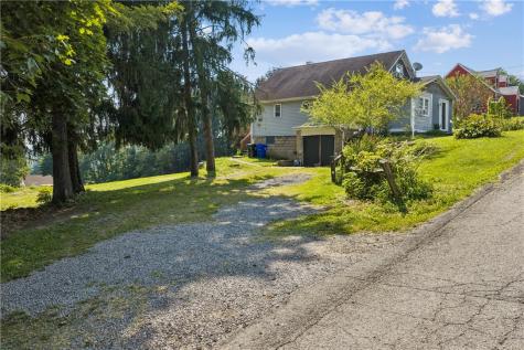 1235 Blaine Road Monaca PA 15061