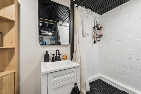 115 Eastern Drive Lower Burrell PA 15068