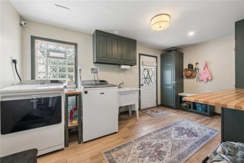 115 Eastern Drive Lower Burrell PA 15068