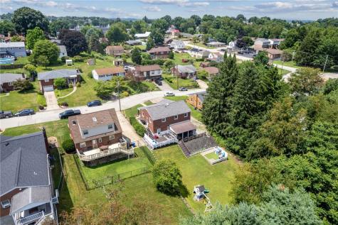 115 Eastern Drive Lower Burrell PA 15068