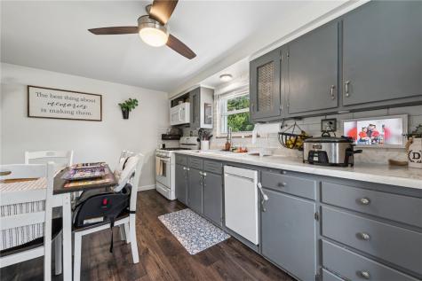115 Eastern Drive Lower Burrell PA 15068