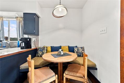 1006 Brinton Avenue Pitcairn PA 15140