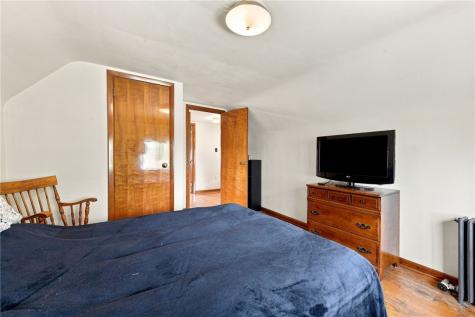 1006 Brinton Avenue Pitcairn PA 15140