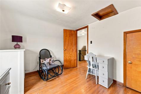 1006 Brinton Avenue Pitcairn PA 15140