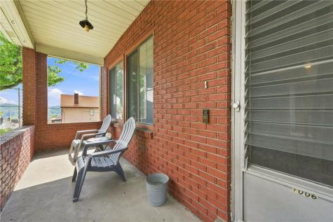 1006 Brinton Avenue Pitcairn PA 15140