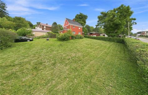 1006 Brinton Avenue Pitcairn PA 15140