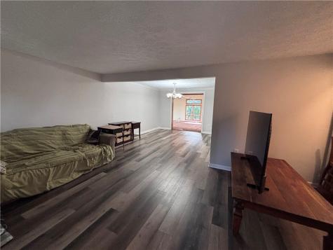 10 Barrington Drive Shaler PA 15209
