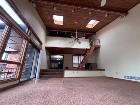 10 Barrington Drive Shaler PA 15209