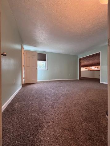 10 Barrington Drive Shaler PA 15209