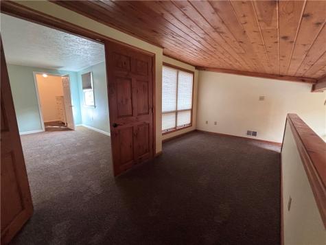 10 Barrington Drive Shaler PA 15209