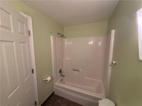 10 Barrington Drive Shaler PA 15209