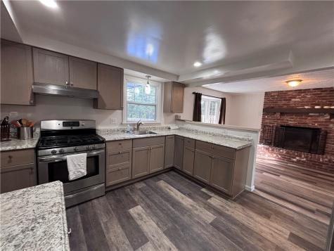 10 Barrington Drive Shaler PA 15209