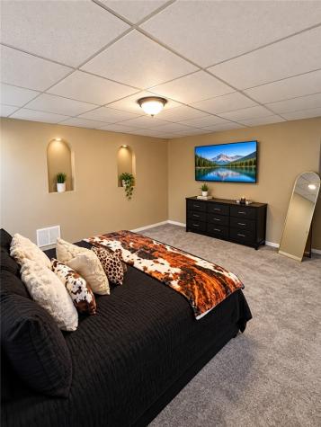 1613 4th Avenue Beaver Falls PA 15010