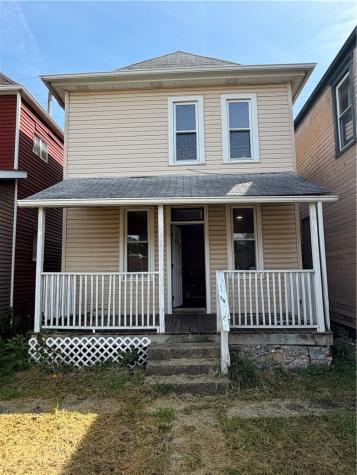 1613 4th Avenue Beaver Falls PA 15010
