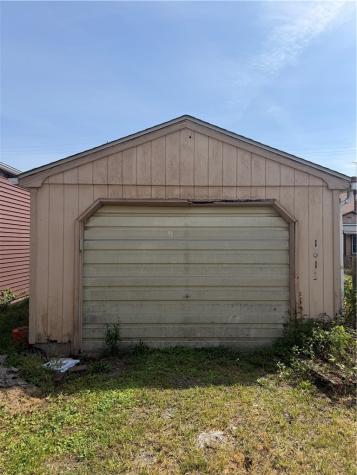 1613 4th Avenue Beaver Falls PA 15010