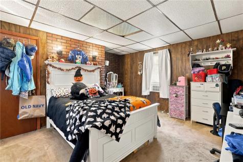 610 1st Street Vanderbilt PA 15486