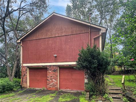 9 Carol Place Green Tree PA 15220
