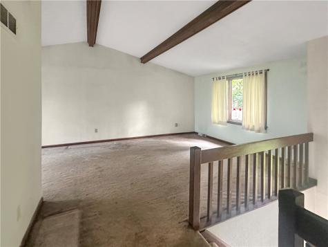 9 Carol Place Green Tree PA 15220