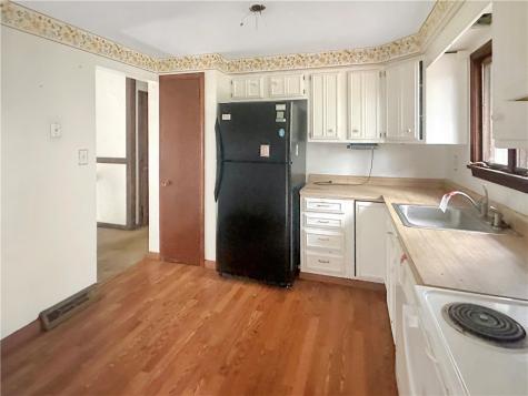 9 Carol Place Green Tree PA 15220