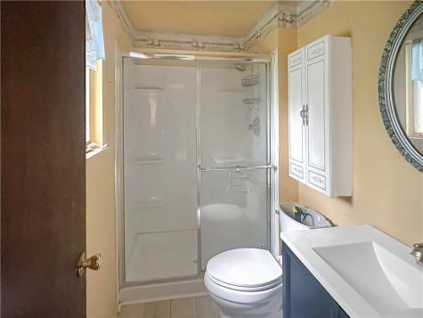 9 Carol Place Green Tree PA 15220