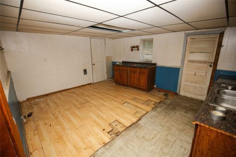 106 Clay Street Sharpsburg PA 15215