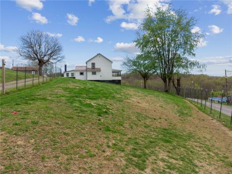 35 Bucey Road Hanover Township PA 15021