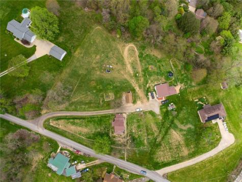 35 Bucey Road Hanover Township PA 15021
