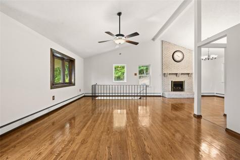 678 Smith Lane Thornburg PA 15205