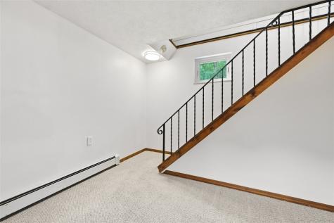 678 Smith Lane Thornburg PA 15205