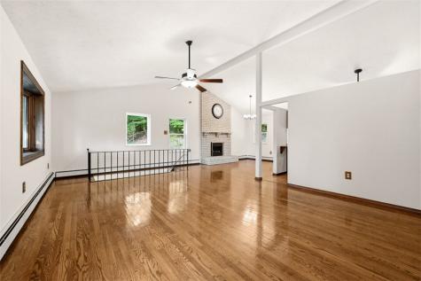 678 Smith Lane Thornburg PA 15205