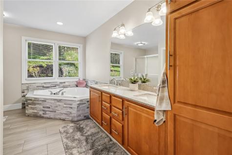 6530 Ten Point Circle Penn Township PA 15085
