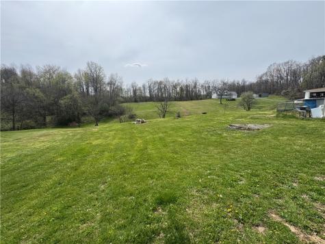 128 Keeny Row Luzerne Township PA 15468
