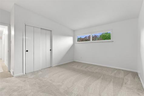 500 Herbst Manor Road Kennedy Township PA 15108