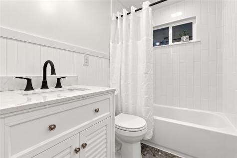 500 Herbst Manor Road Kennedy Township PA 15108